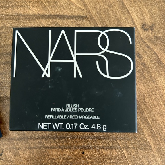 NARS POWDER BLUSH*AMOUR*New In Box. See pics for details. - Picture 4 of 9